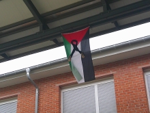 Palestinako bandera Ikastolaren sarreran