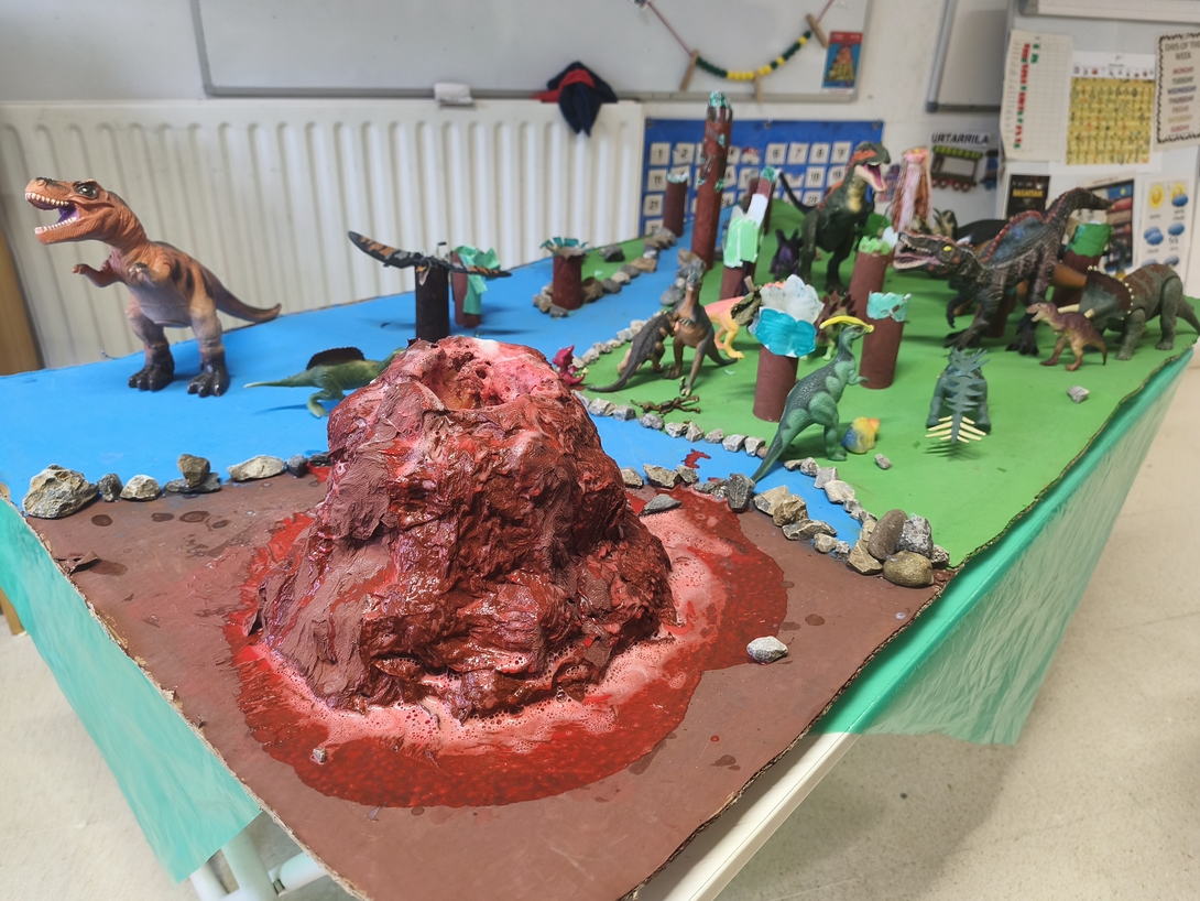 dinosauroen maketa